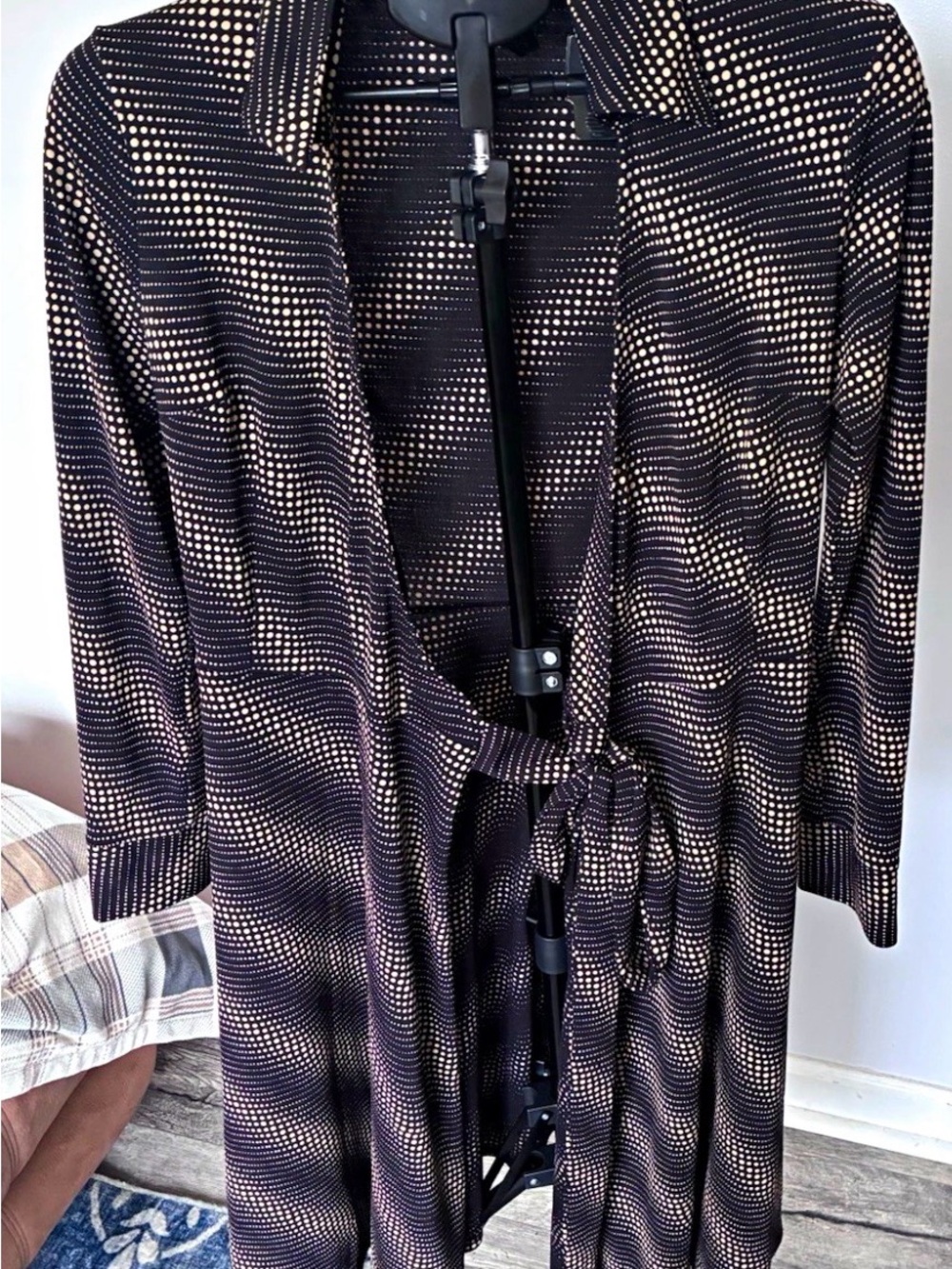 Express Women’s Black & gold Dot-Print Wrap dress